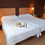 Dorma Puerta De San Pedro 호텔 루고