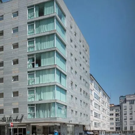 Exe Puerta San Pedro 3* ルーゴ