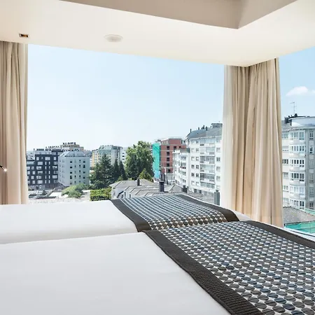 Exe Puerta San Pedro מלון