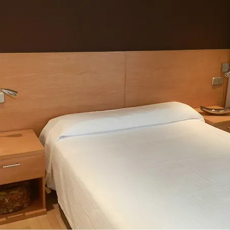 Hotell Exe Puerta San Pedro Lugo