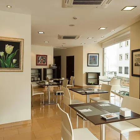 Hotell Exe Puerta San Pedro Lugo