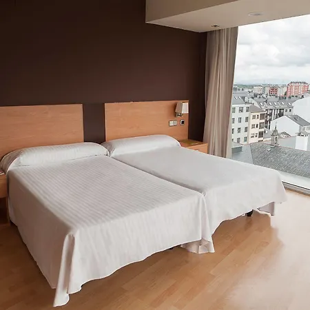 Exe Puerta San Pedro Hotell