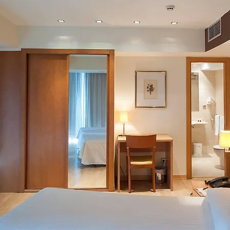 Exe Puerta San Pedro מלון