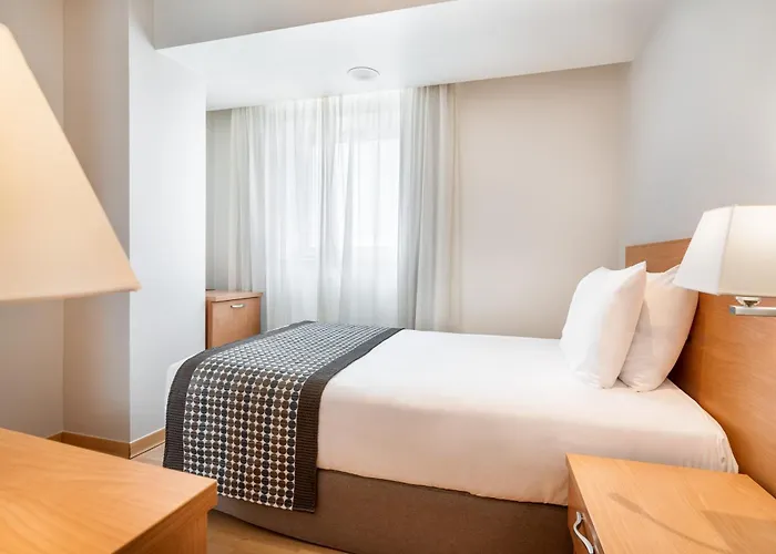 Dorma Puerta De San Pedro