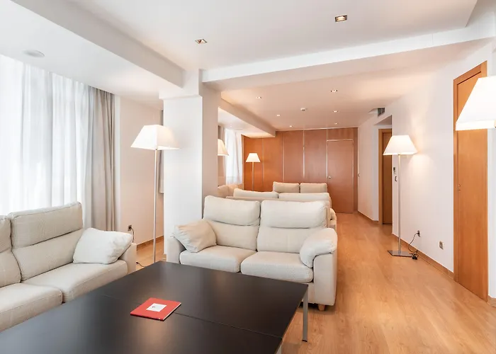 Dorma Puerta De San Pedro Otel Lugo