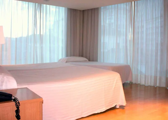 Dorma Puerta De San Pedro Otel