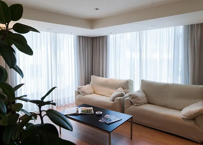 Dorma Puerta De San Pedro Hotel 3*